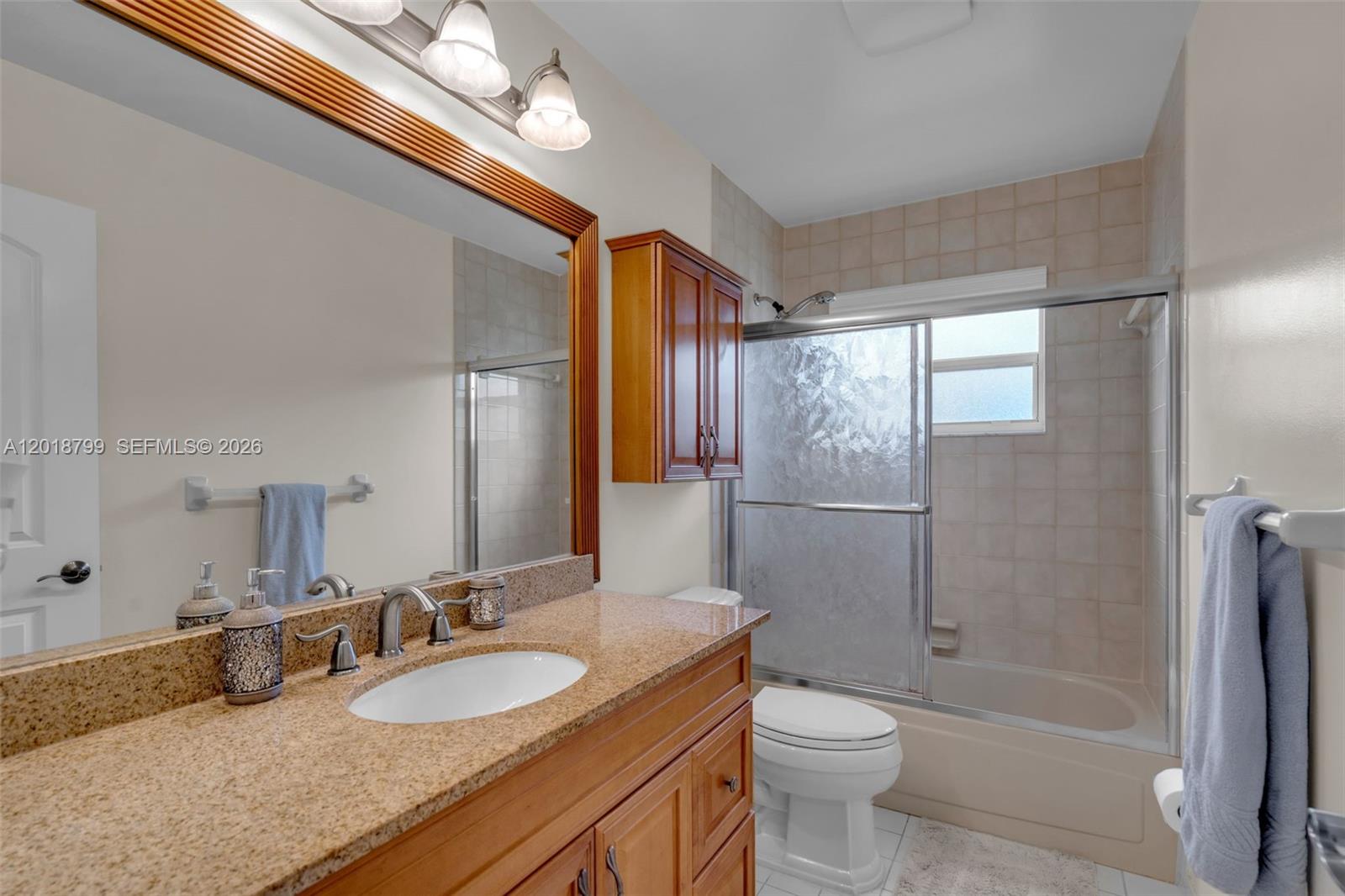 7817 Sunflower Dr, Margate FL 33063