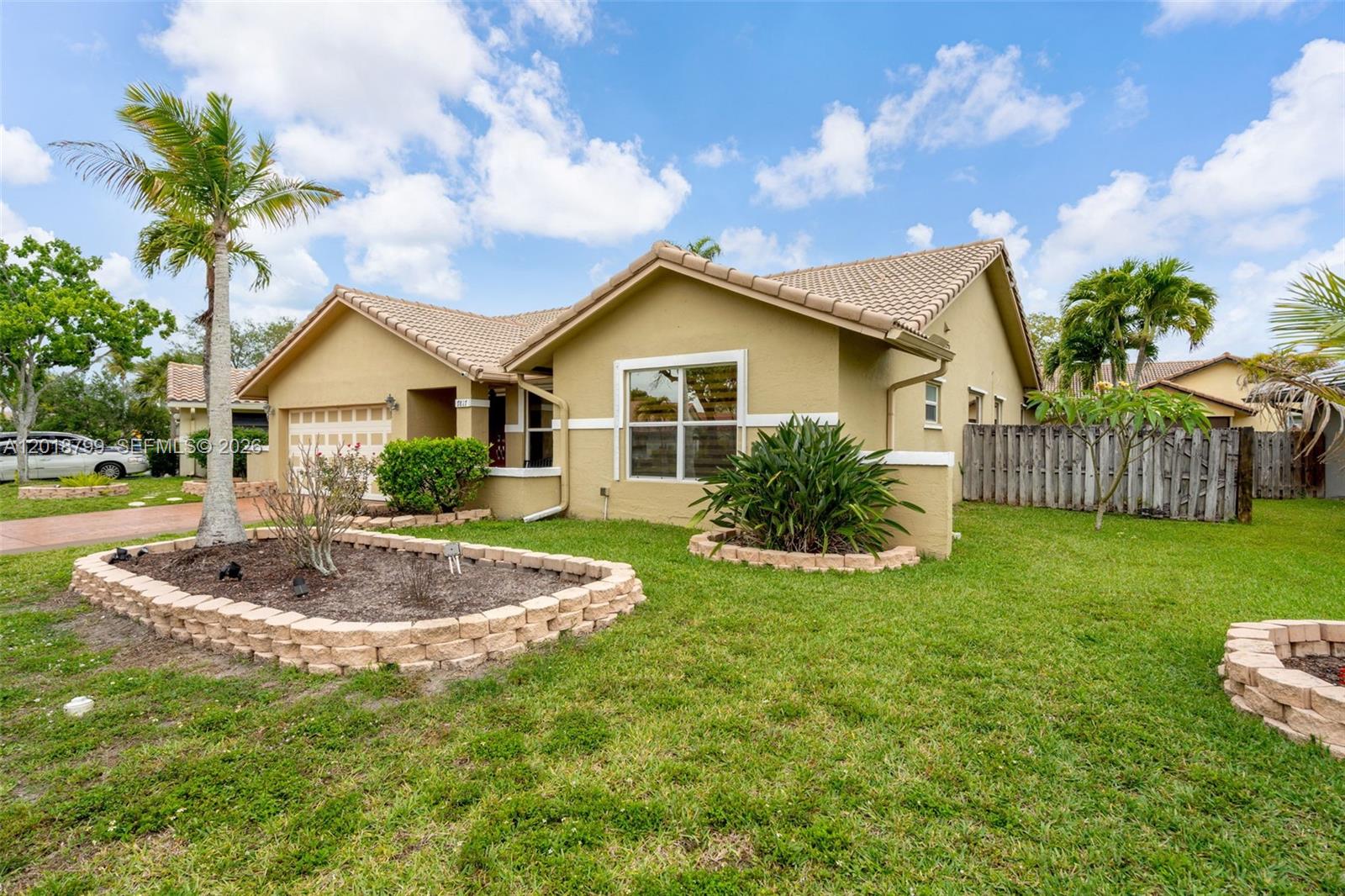 7817 Sunflower Dr, Margate FL 33063