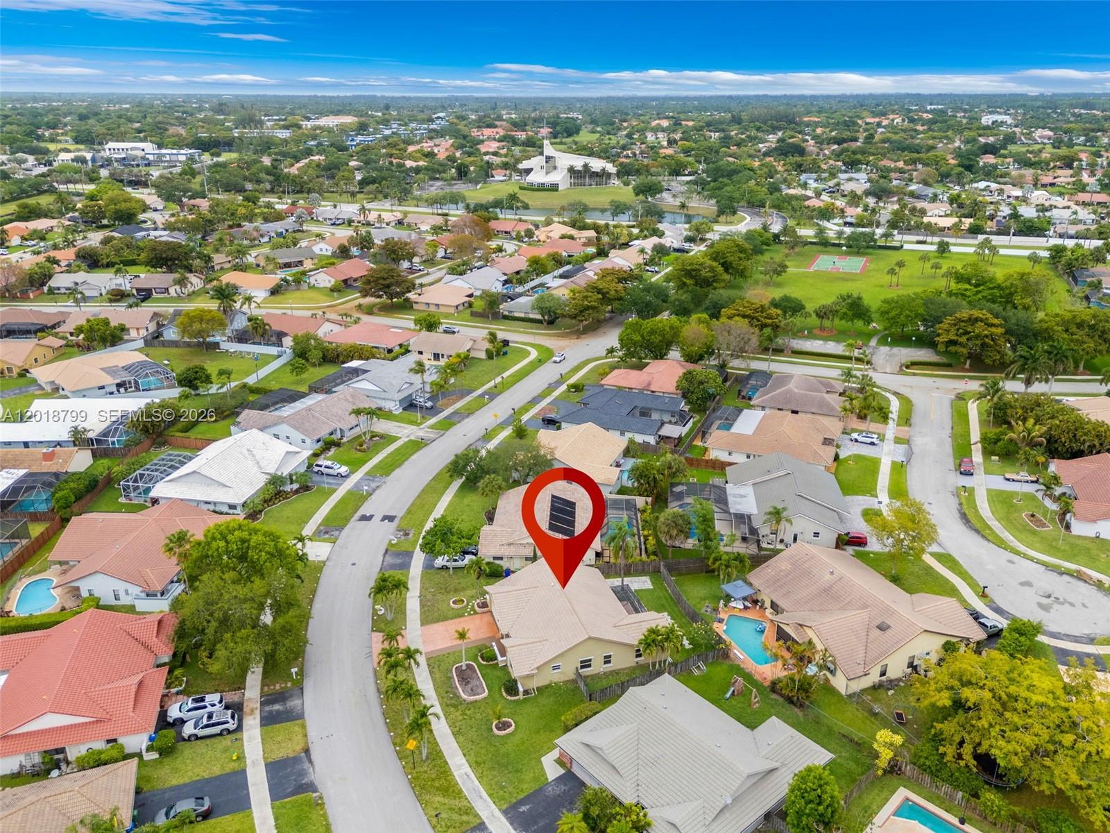 7817 Sunflower Dr, Margate FL 33063