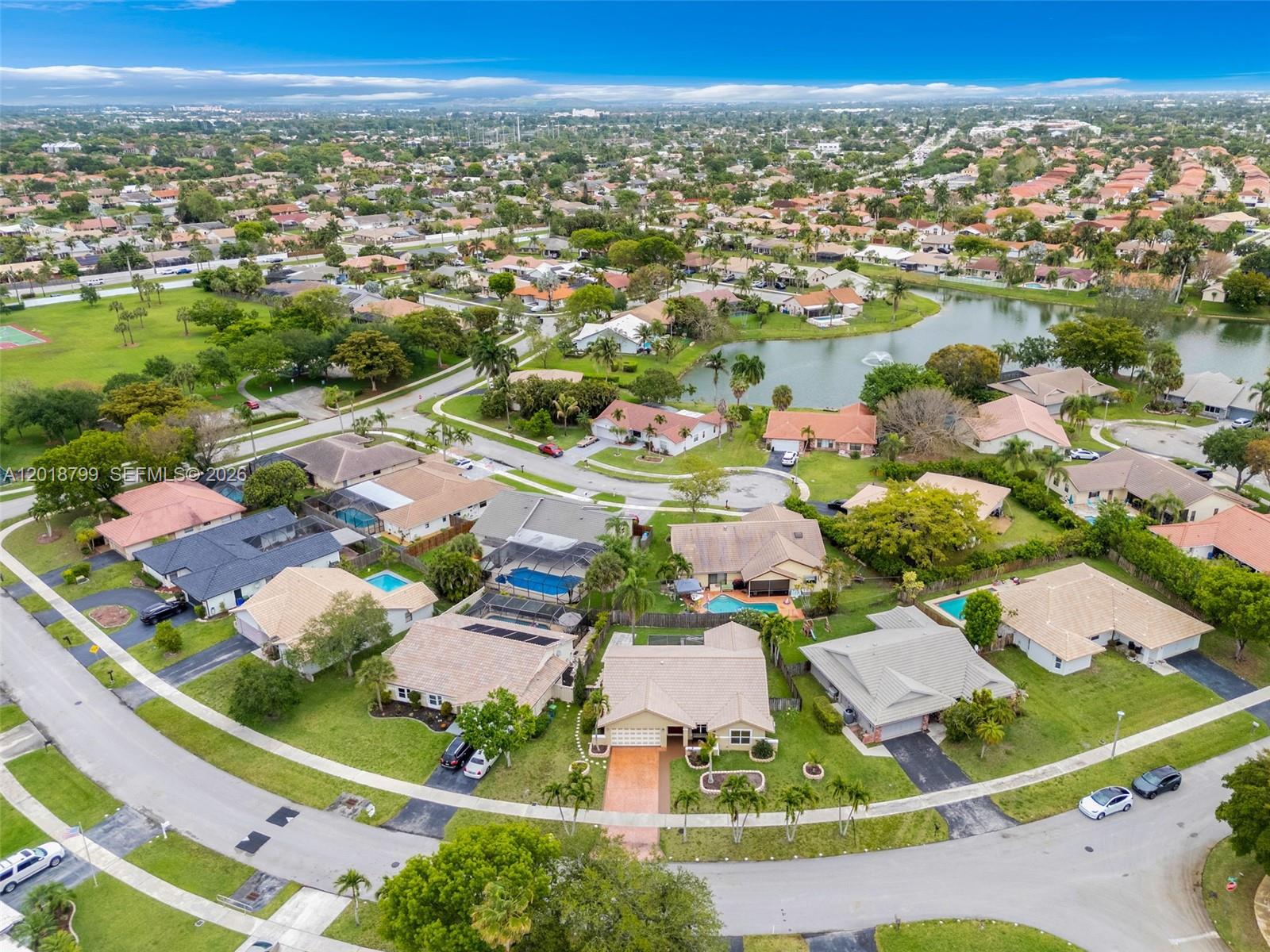 7817 Sunflower Dr, Margate FL 33063