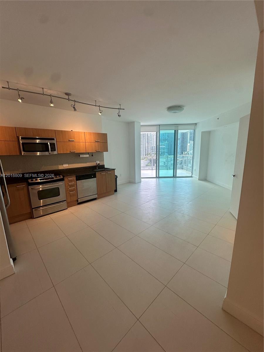 350 S Miami Ave #2008, Miami FL 33130