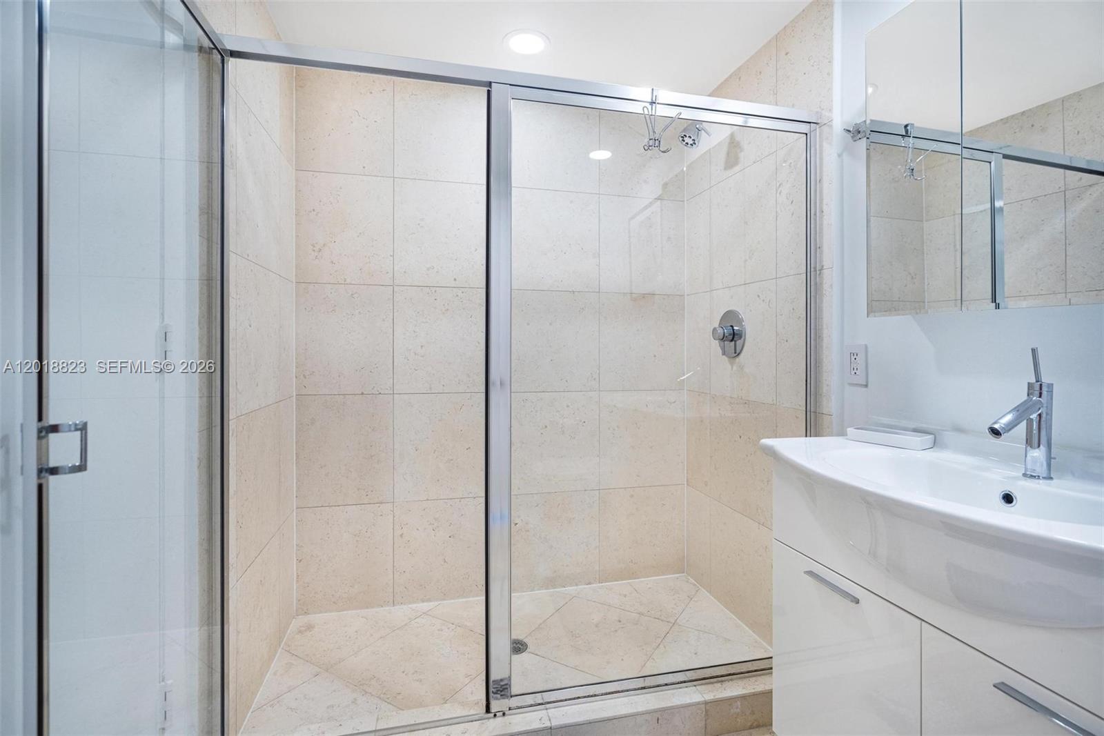 495 Brickell Ave #4911, Miami FL 33131