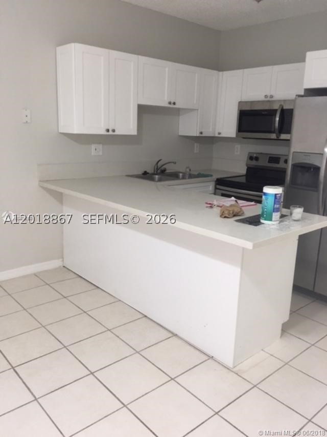 16614 NW 72nd Pl, Miami Lakes FL 33014