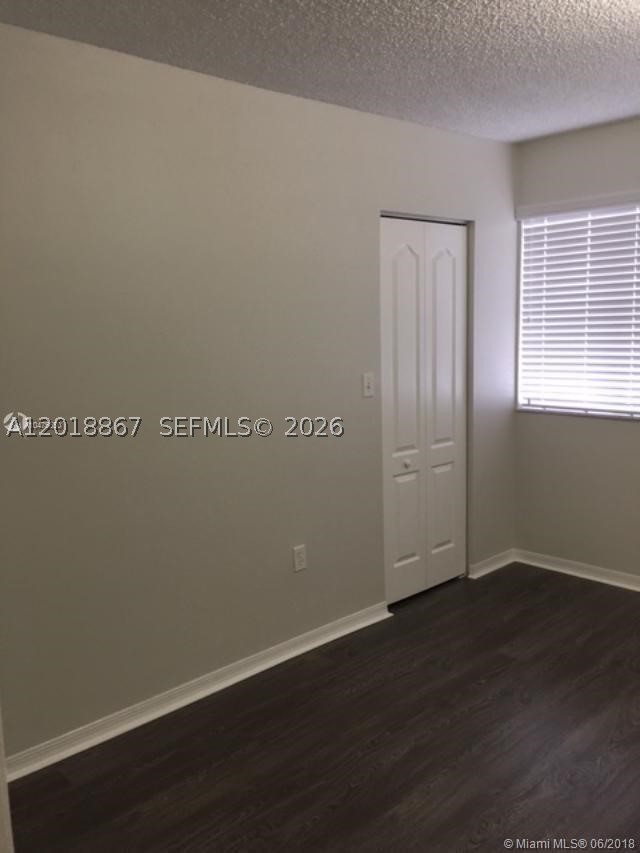 16614 NW 72nd Pl, Miami Lakes FL 33014