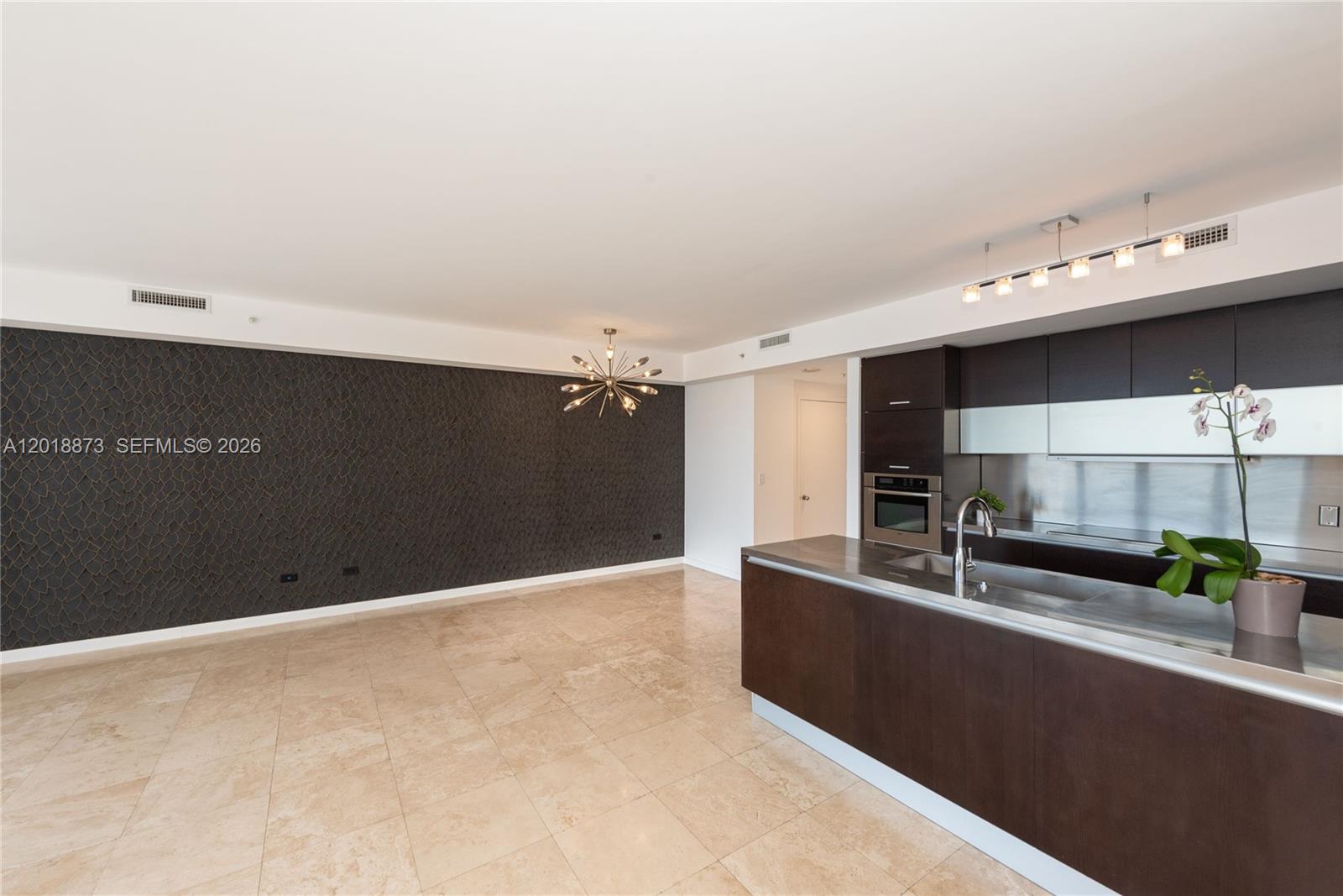 848 Brickell Key Dr #2703, Miami FL 33131