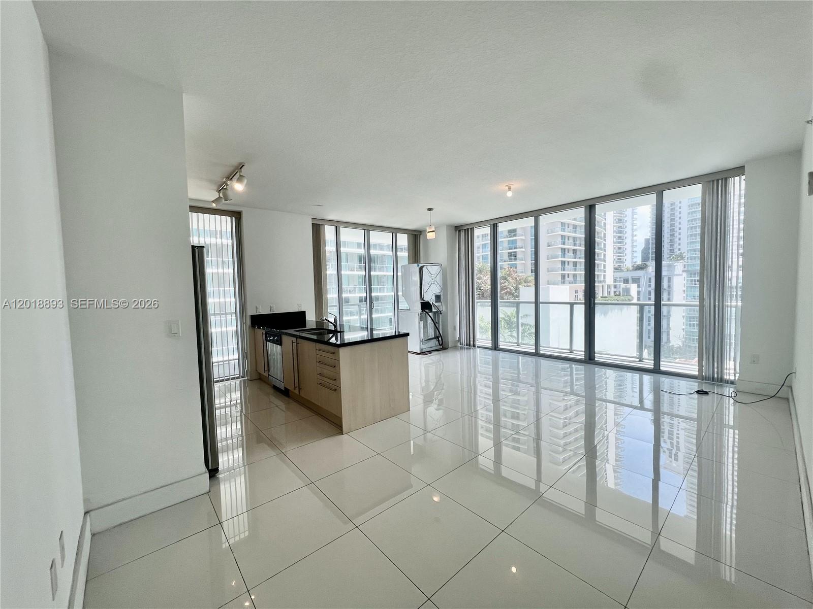 79 SW 12 ST #1407, Miami FL 33130