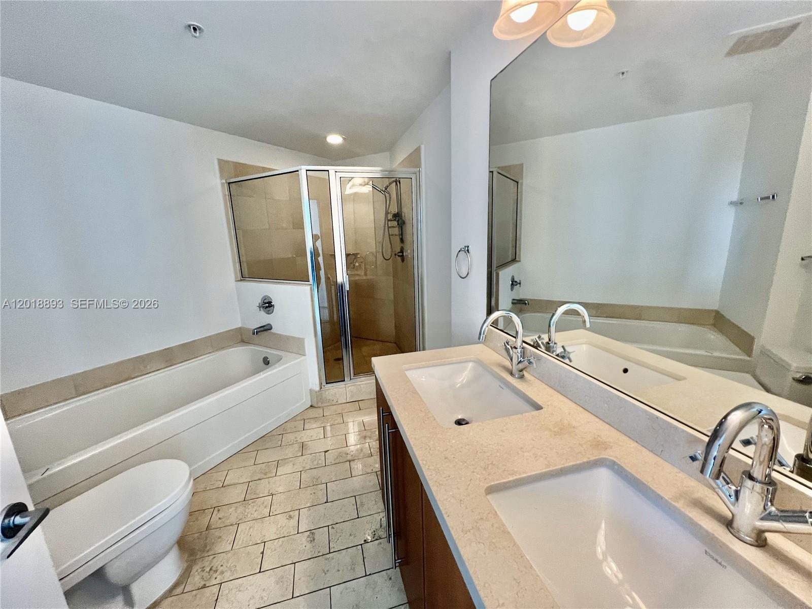 79 SW 12 ST #1407, Miami FL 33130