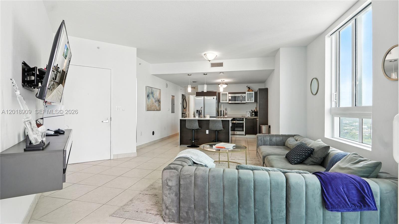 1900 N Bayshore Dr #2810, Miami FL 33132