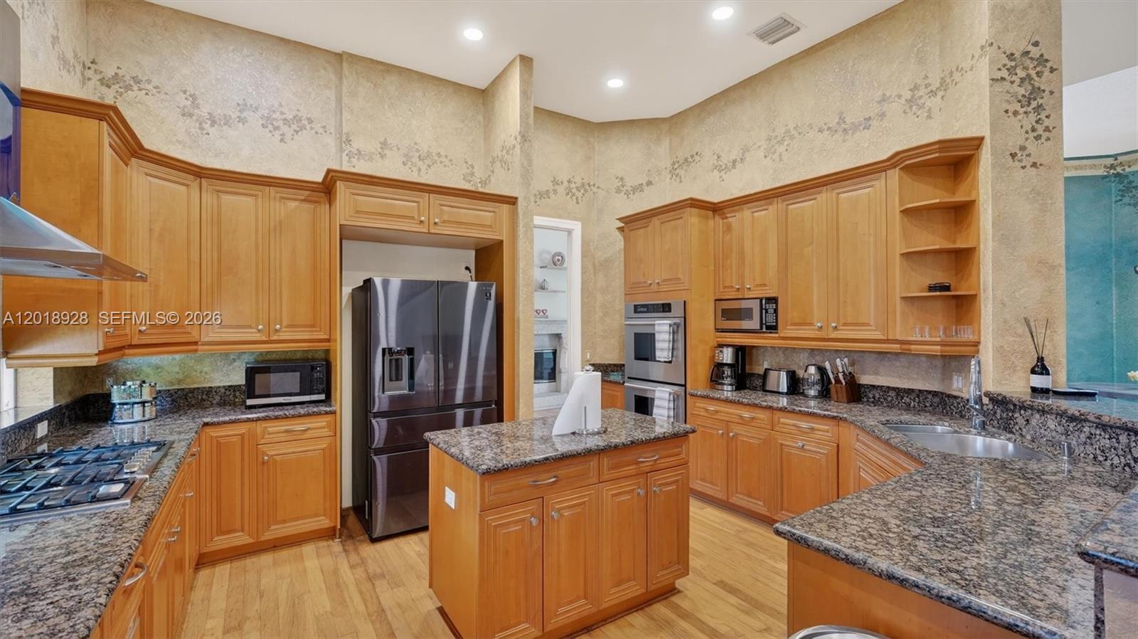 5960 NW 79th Way, Parkland FL 33067
