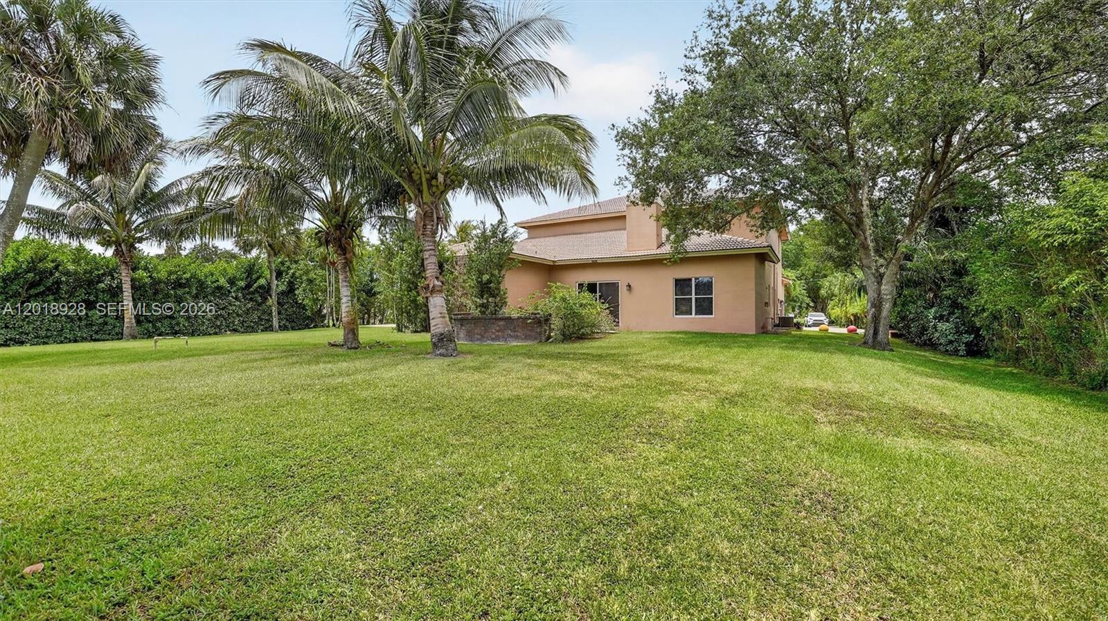 5960 NW 79th Way, Parkland FL 33067