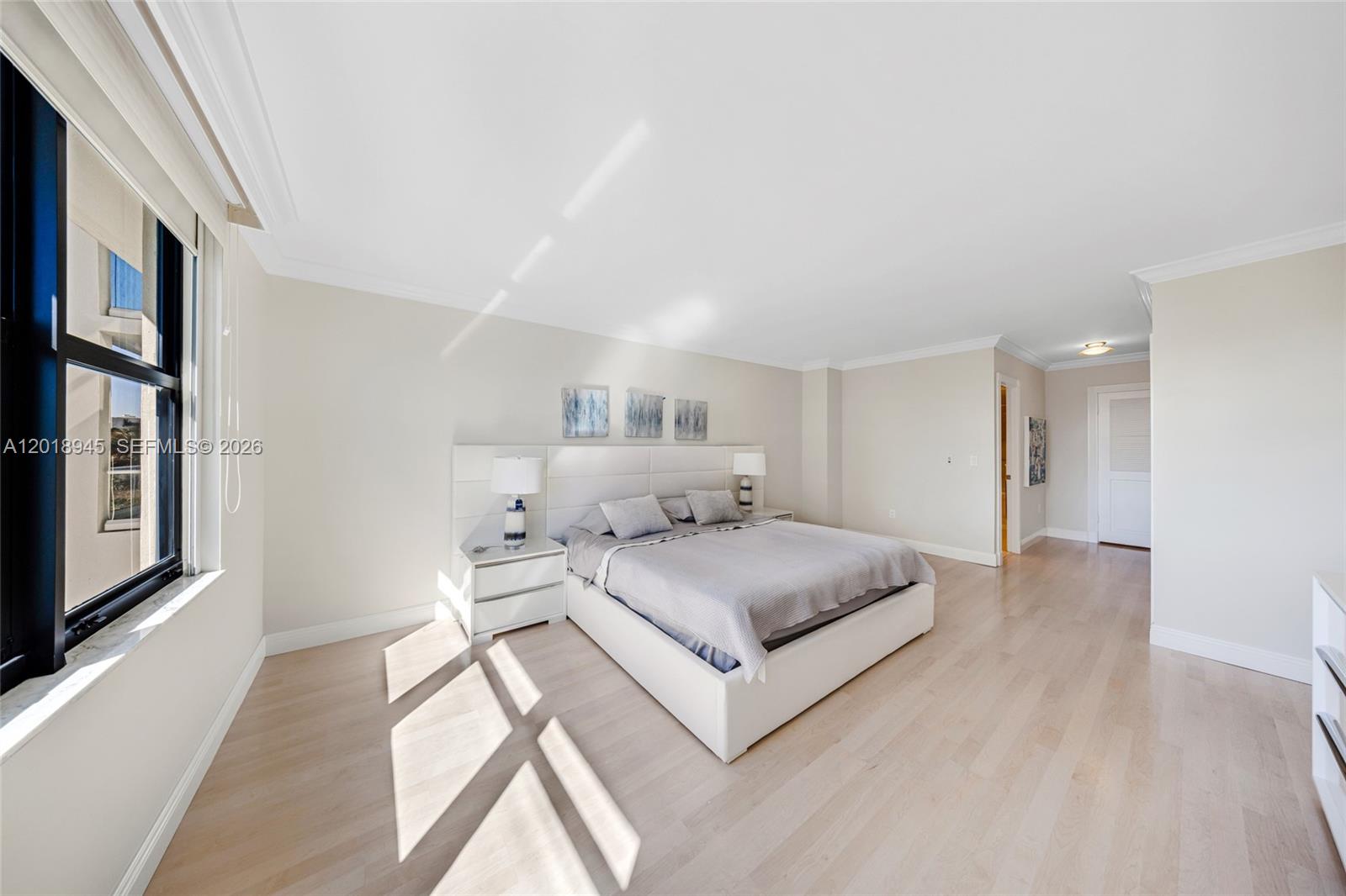 9801 Collins Ave #5S, Bal Harbour FL 33154