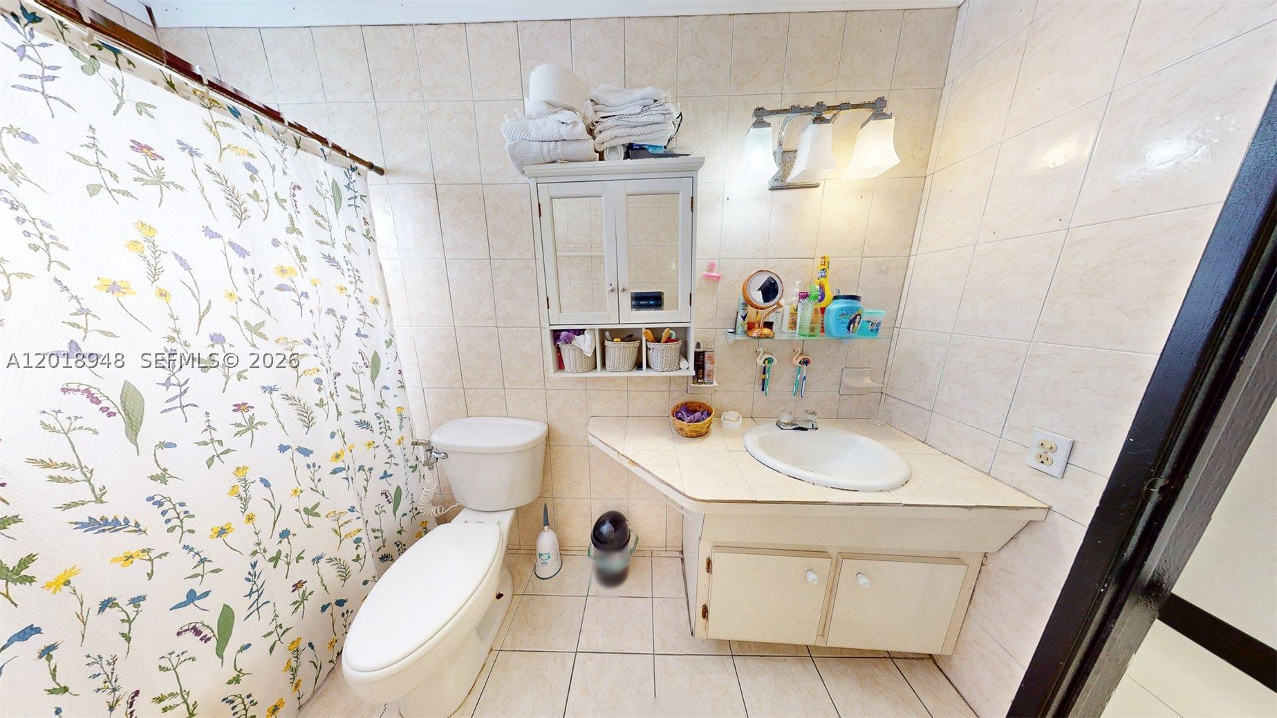 3617 NW 37th St, Lauderdale Lakes FL 33309