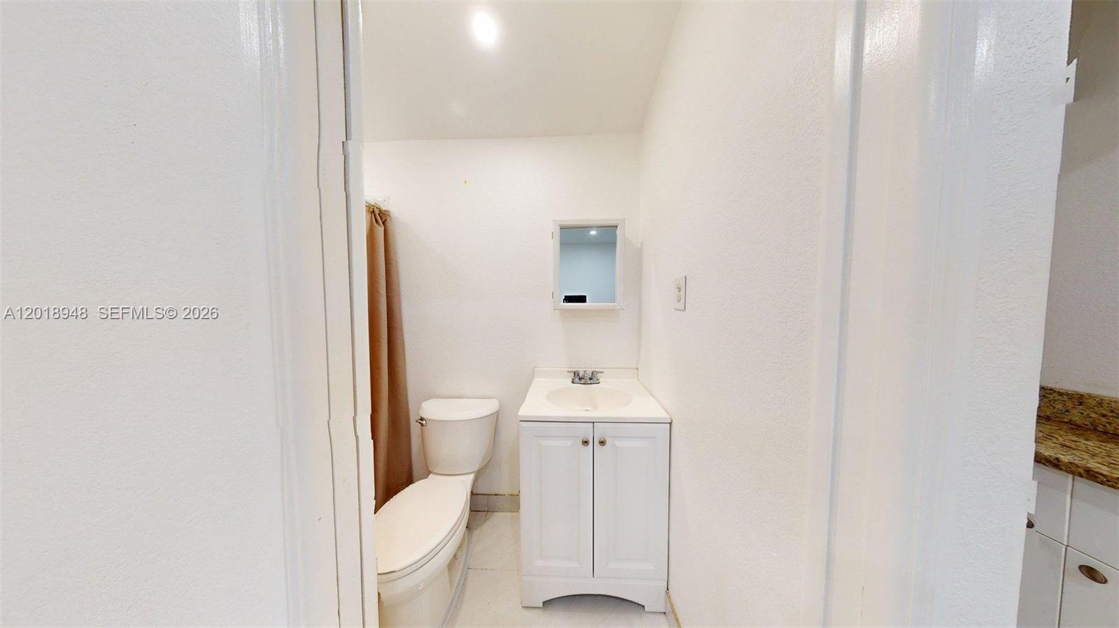 3617 NW 37th St, Lauderdale Lakes FL 33309