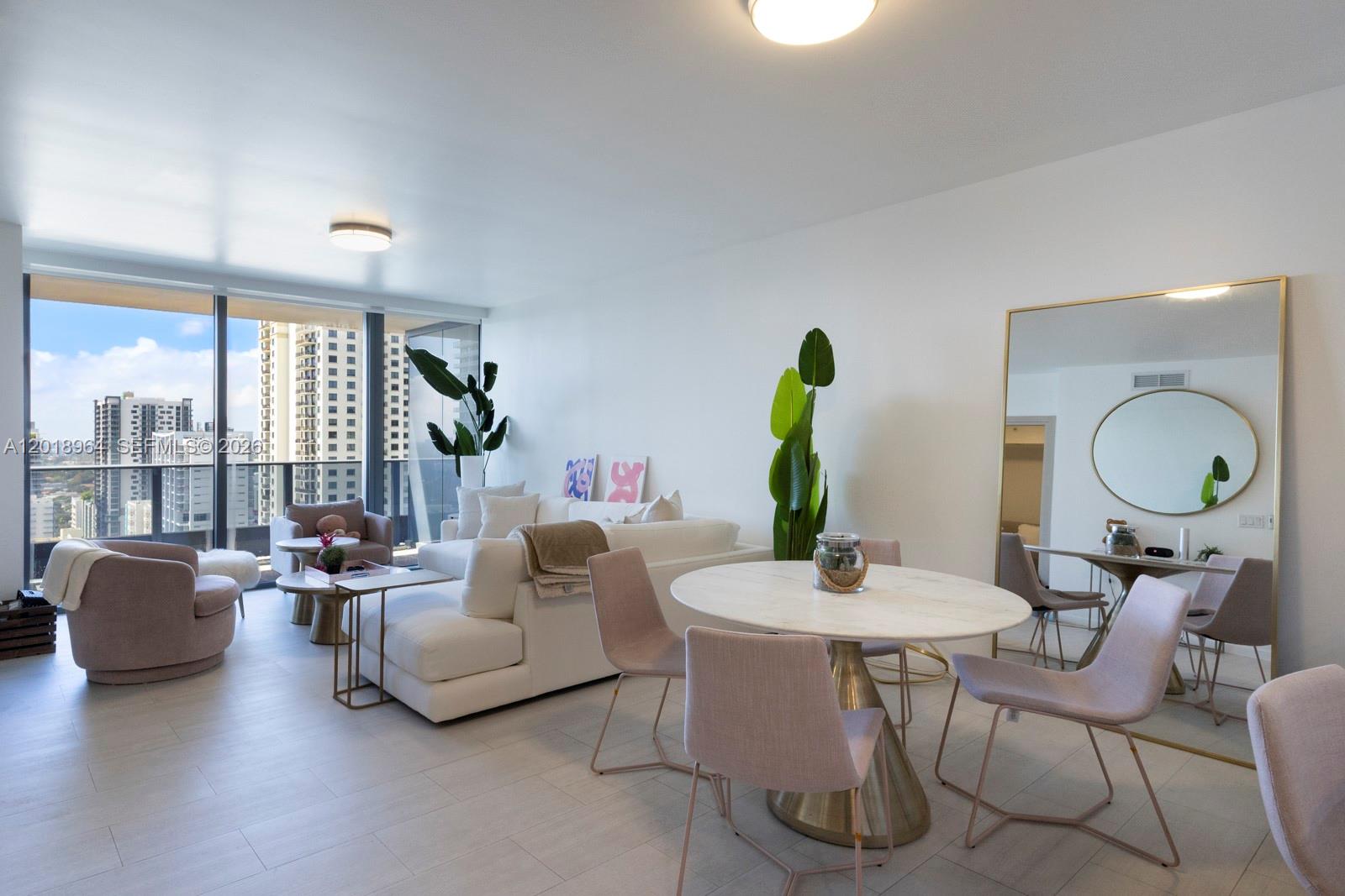 1000 Brickell Plz #2411, Miami FL 33131