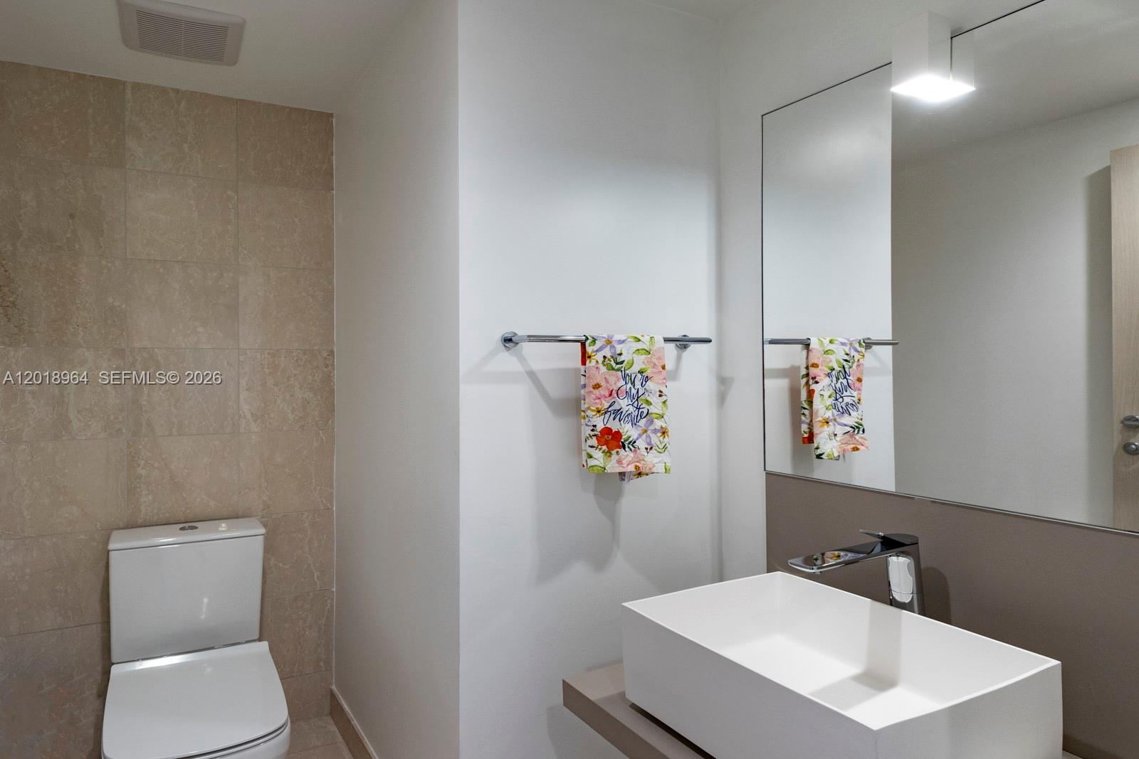 1000 Brickell Plz #2411, Miami FL 33131