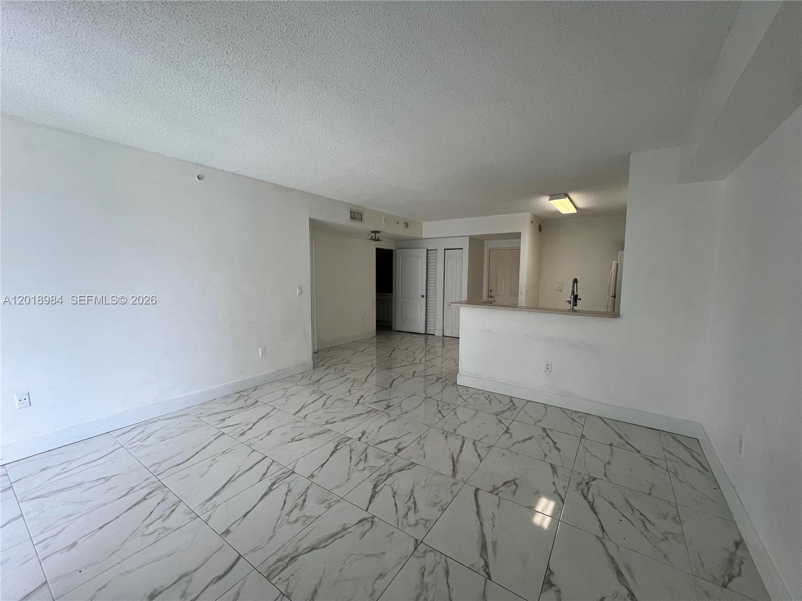 5085 NW 7th St #711, Miami FL 33126