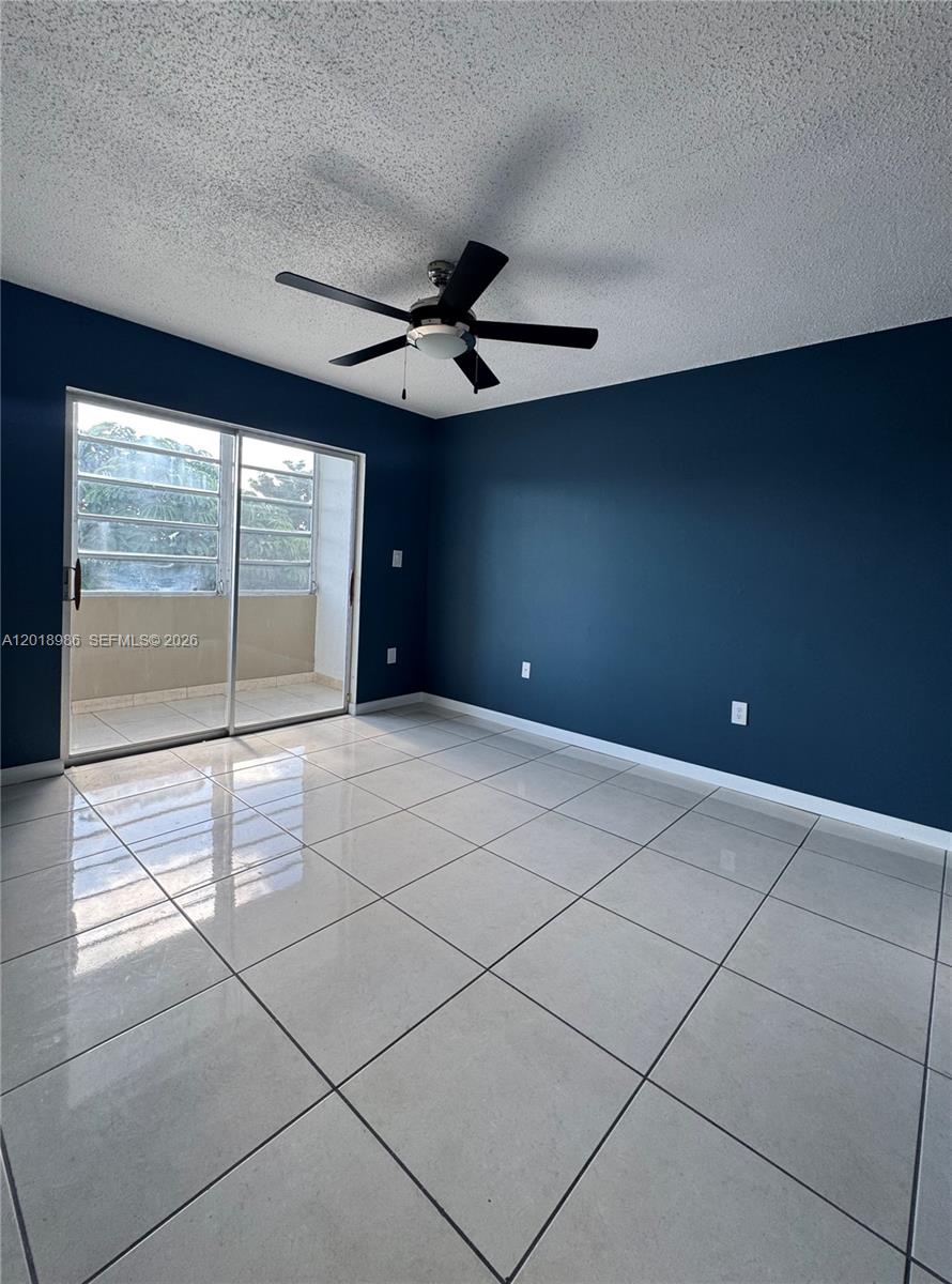 65 NE 202nd Ter #Q33, Miami Gardens FL 33179