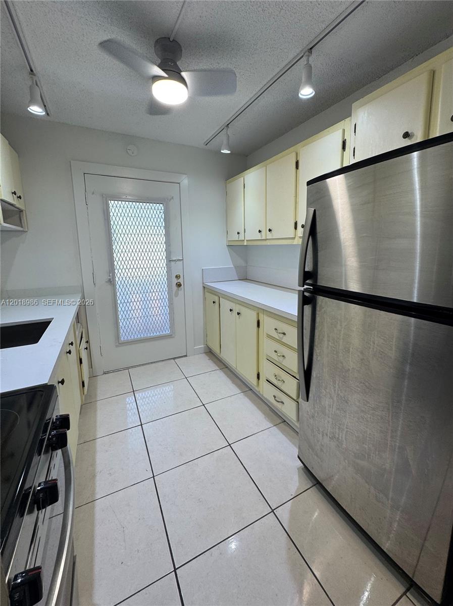 65 NE 202nd Ter #Q33, Miami Gardens FL 33179