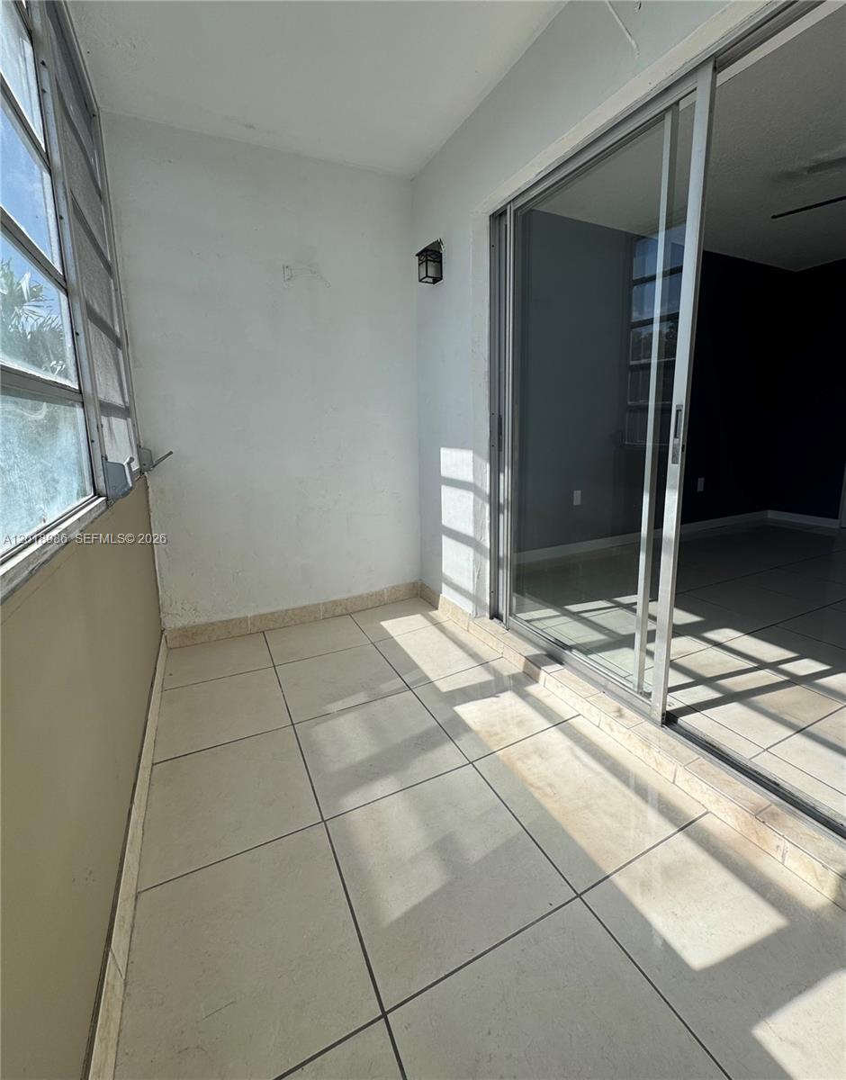 65 NE 202nd Ter #Q33, Miami Gardens FL 33179