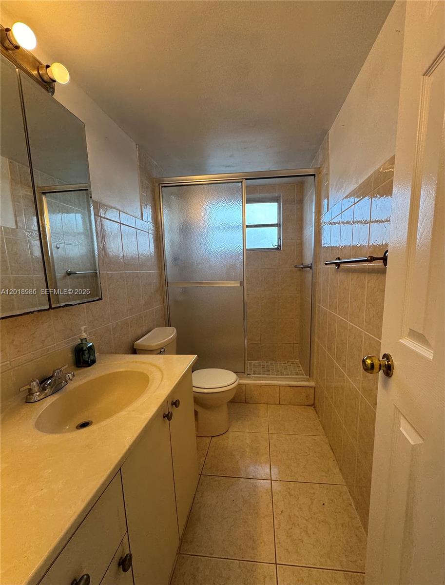 65 NE 202nd Ter #Q33, Miami Gardens FL 33179