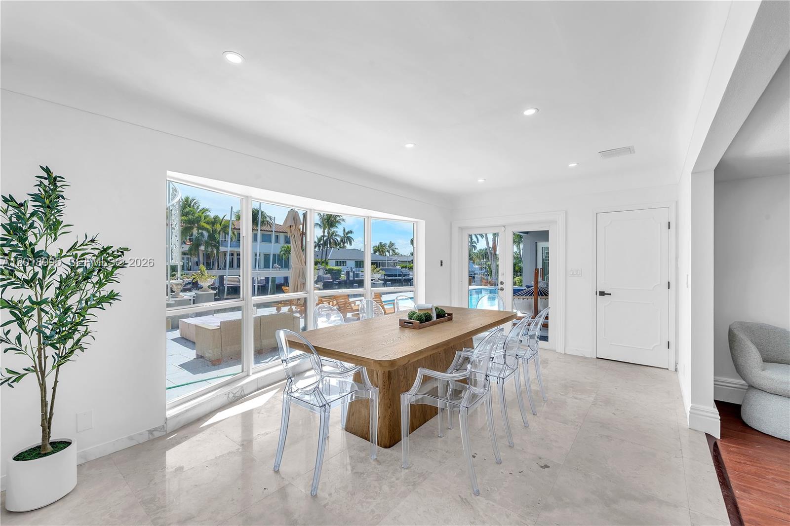 4440 NE 23rd Ave, Lighthouse Point FL 33064