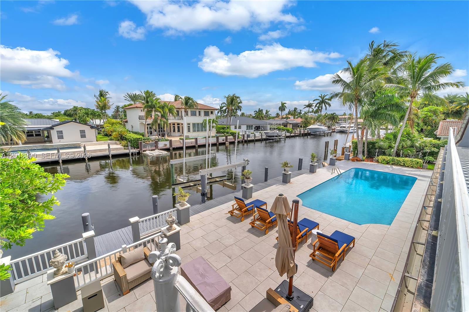 4440 NE 23rd Ave, Lighthouse Point FL 33064