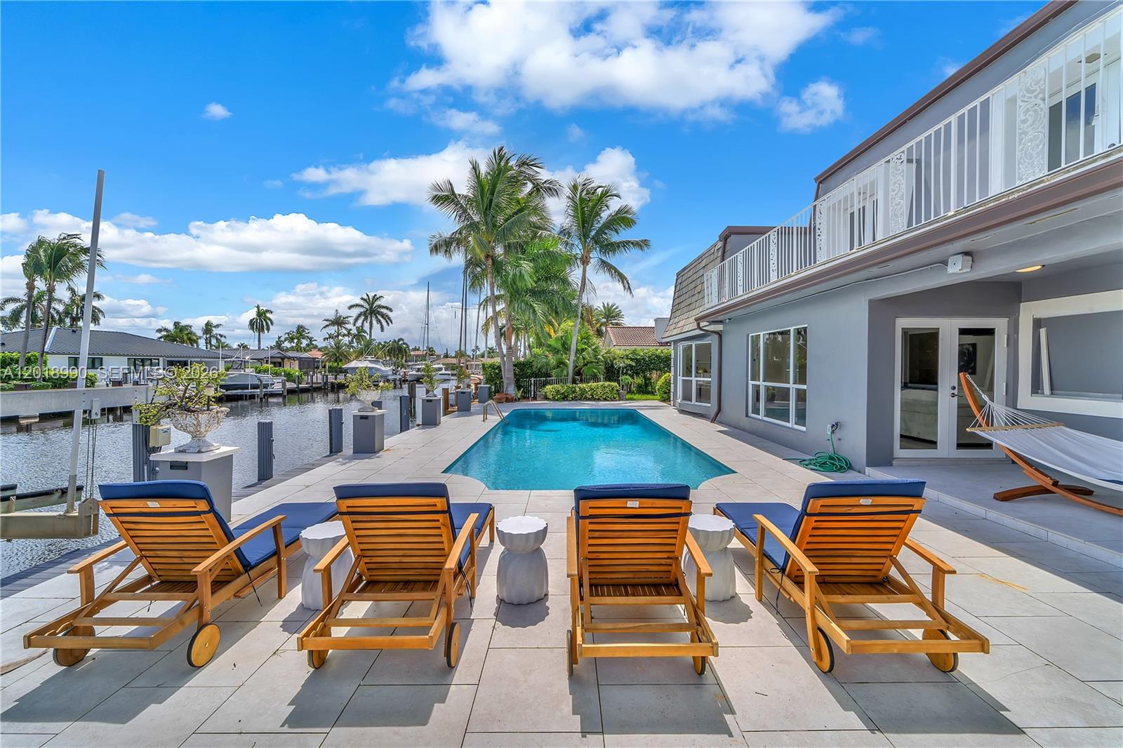 4440 NE 23rd Ave, Lighthouse Point FL 33064
