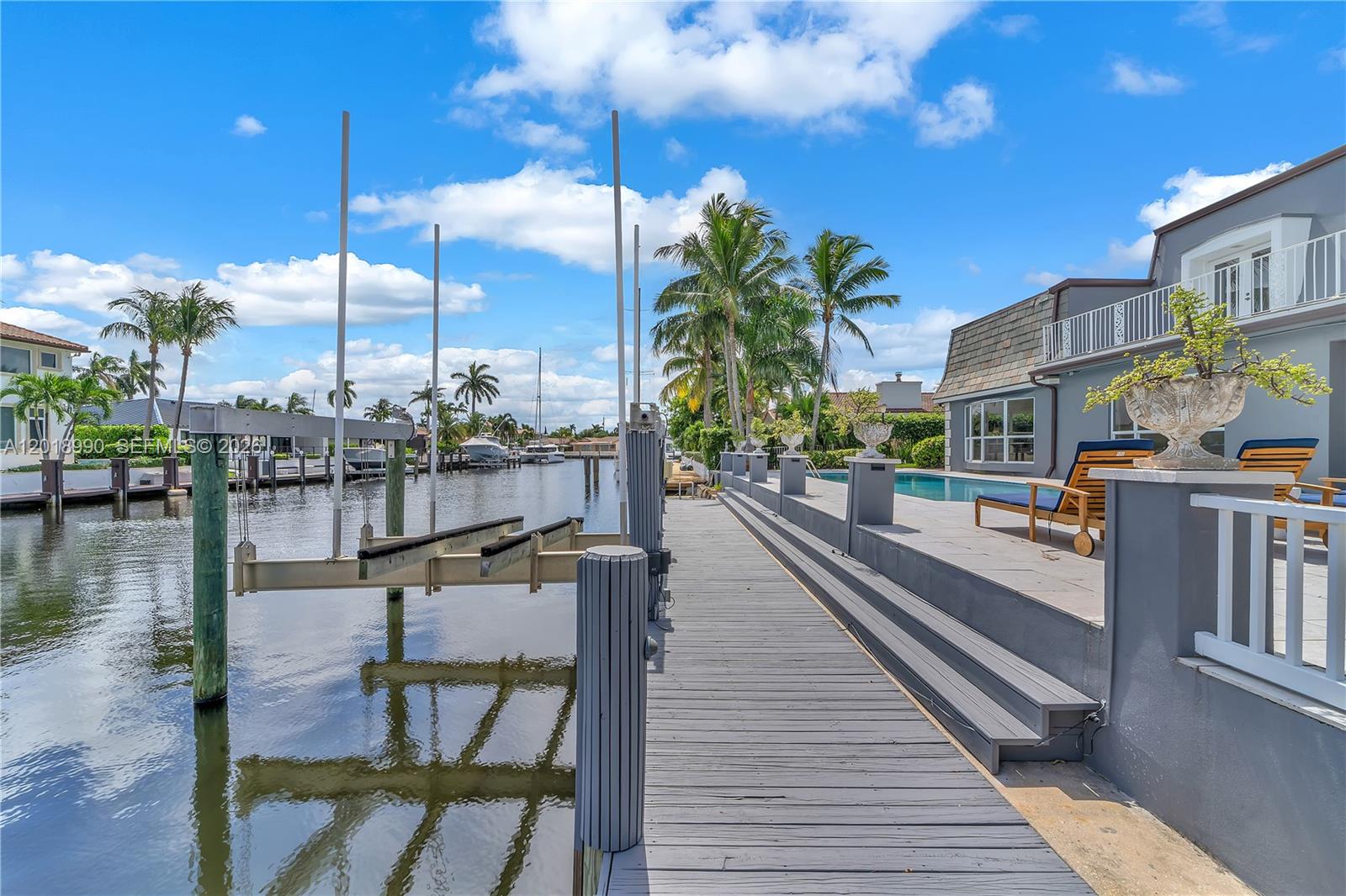 4440 NE 23rd Ave, Lighthouse Point FL 33064