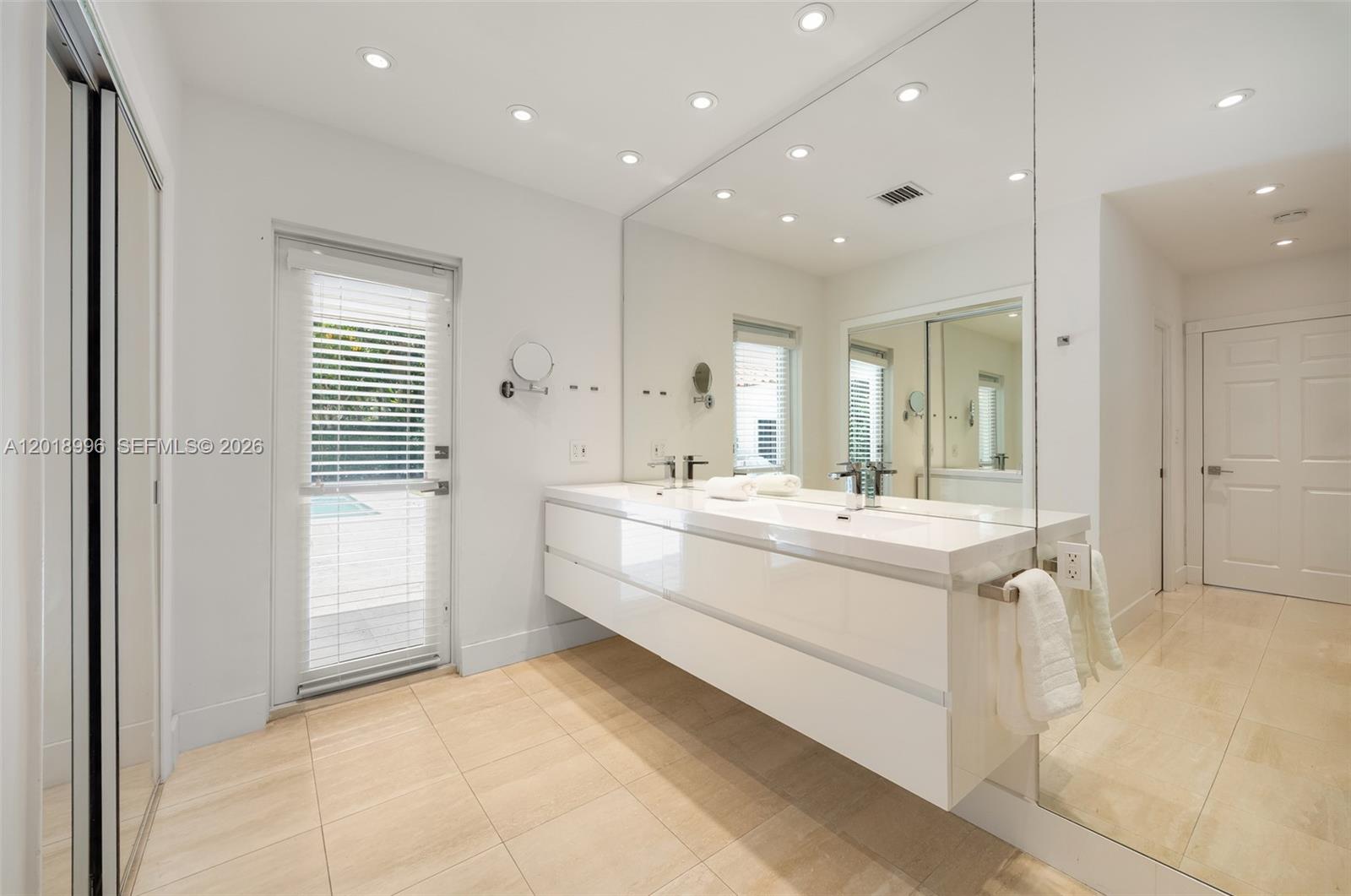7230 Vistalmar St, Coral Gables FL 33143