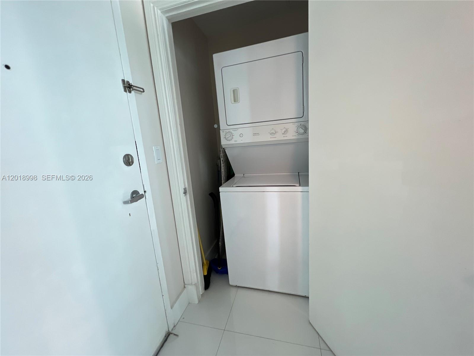 6515 Collins Ave #1801, Miami Beach FL 33141