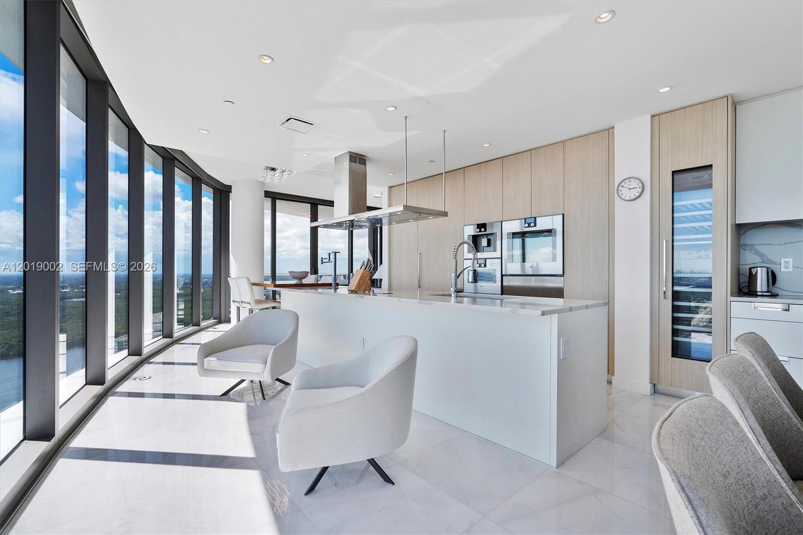 15701 Collins Ave #3605, Sunny Isles Beach FL 33160