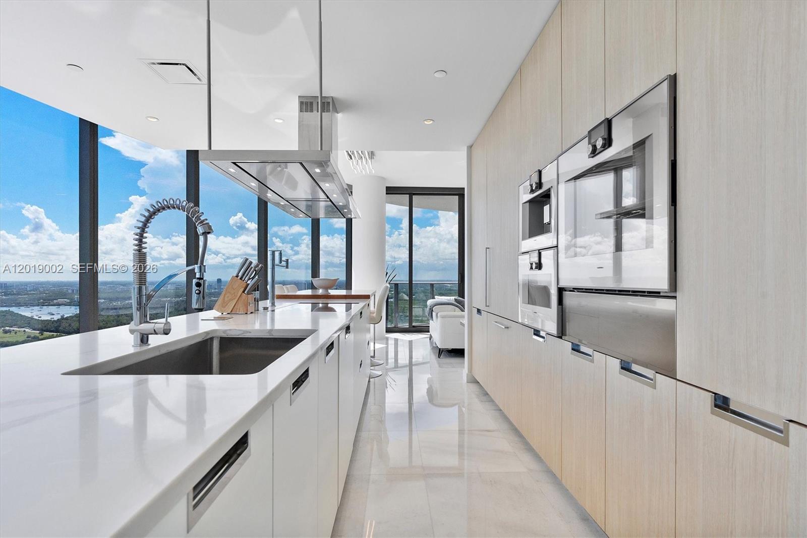 15701 Collins Ave #3605, Sunny Isles Beach FL 33160