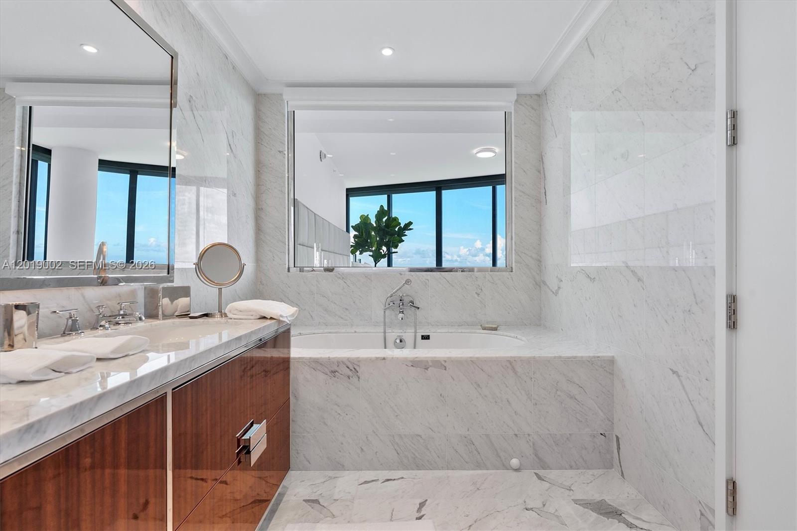 15701 Collins Ave #3605, Sunny Isles Beach FL 33160