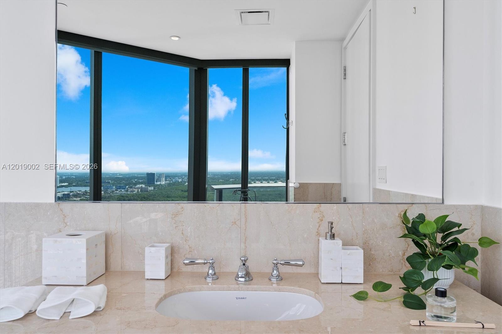 15701 Collins Ave #3605, Sunny Isles Beach FL 33160