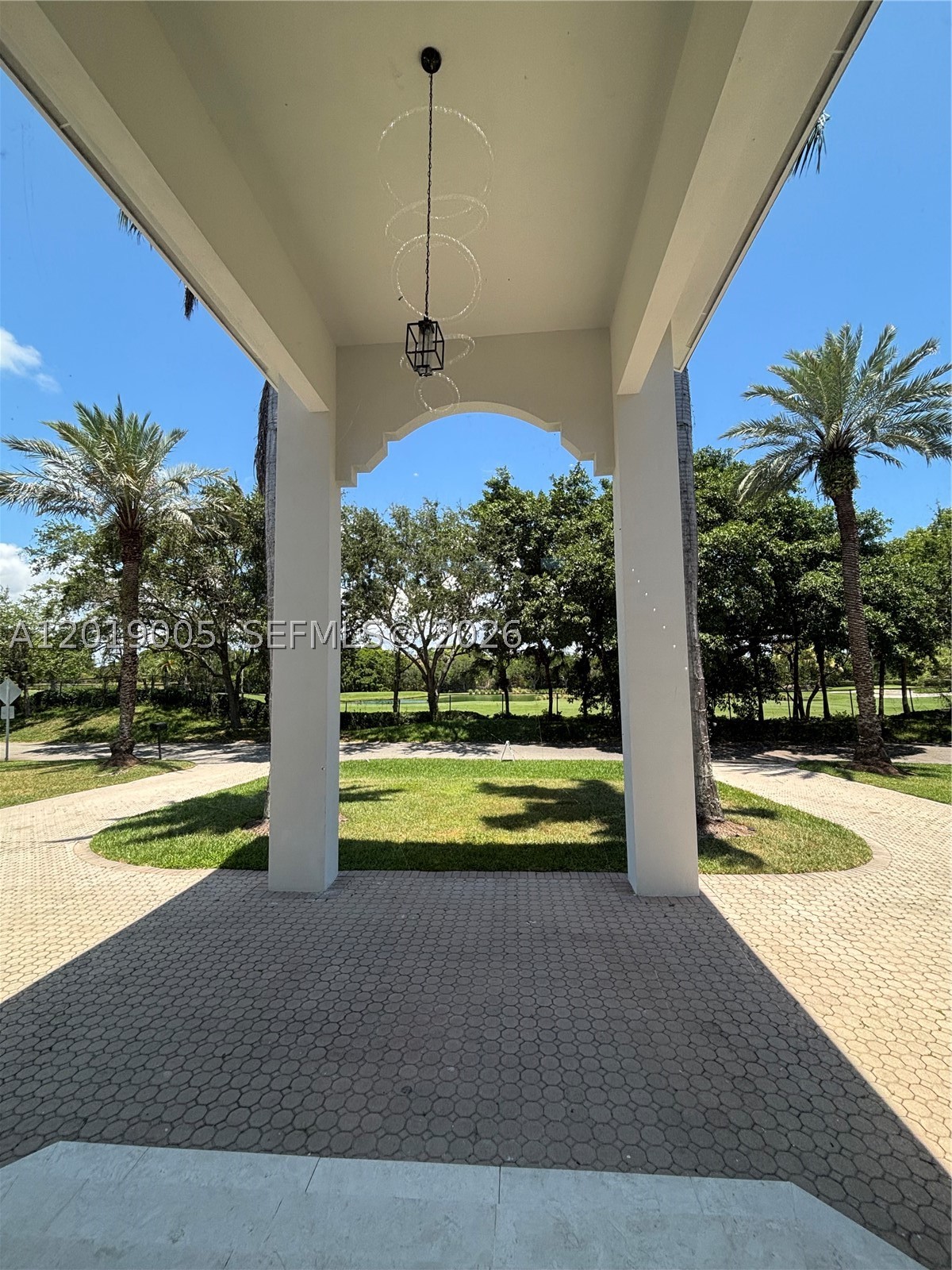 6220 SW 144th St, Coral Gables FL 33158