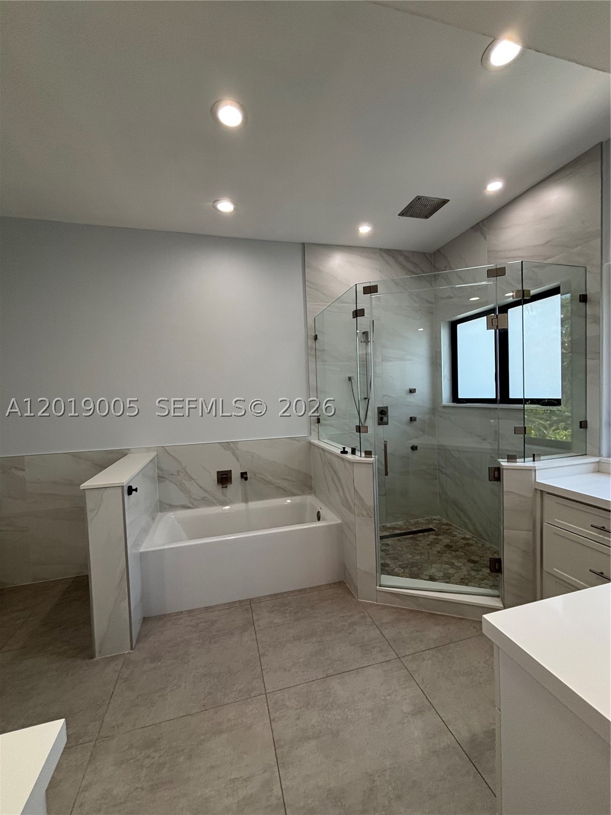 6220 SW 144th St, Coral Gables FL 33158