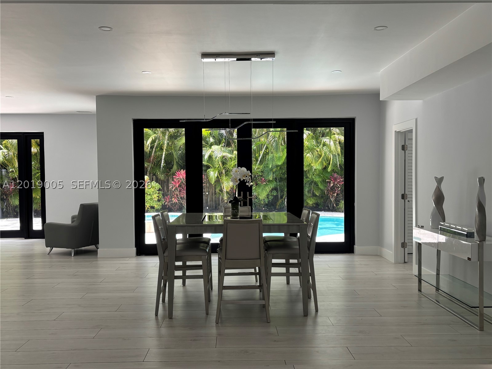 6220 SW 144th St, Coral Gables FL 33158