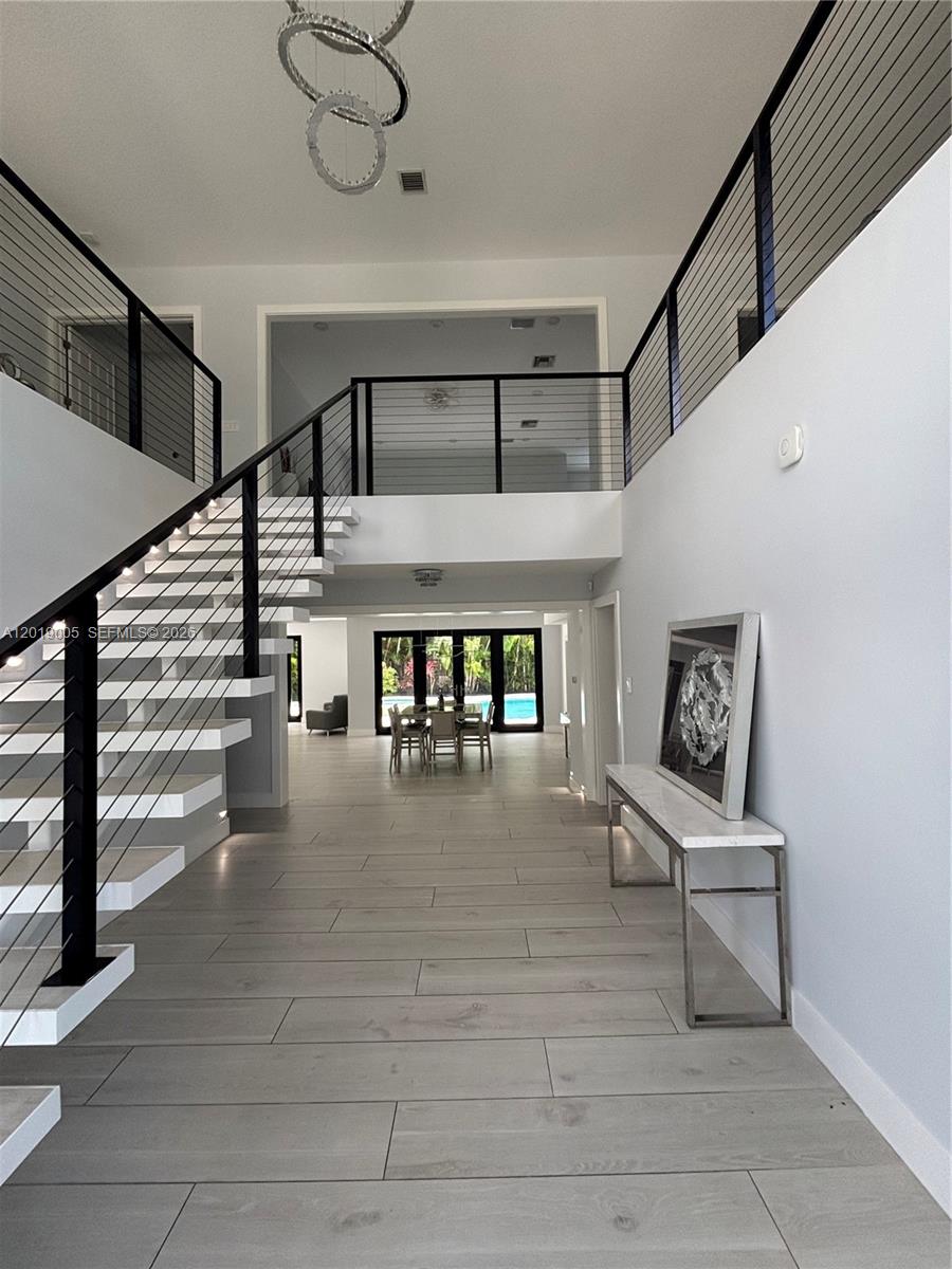 6220 SW 144th St, Coral Gables FL 33158
