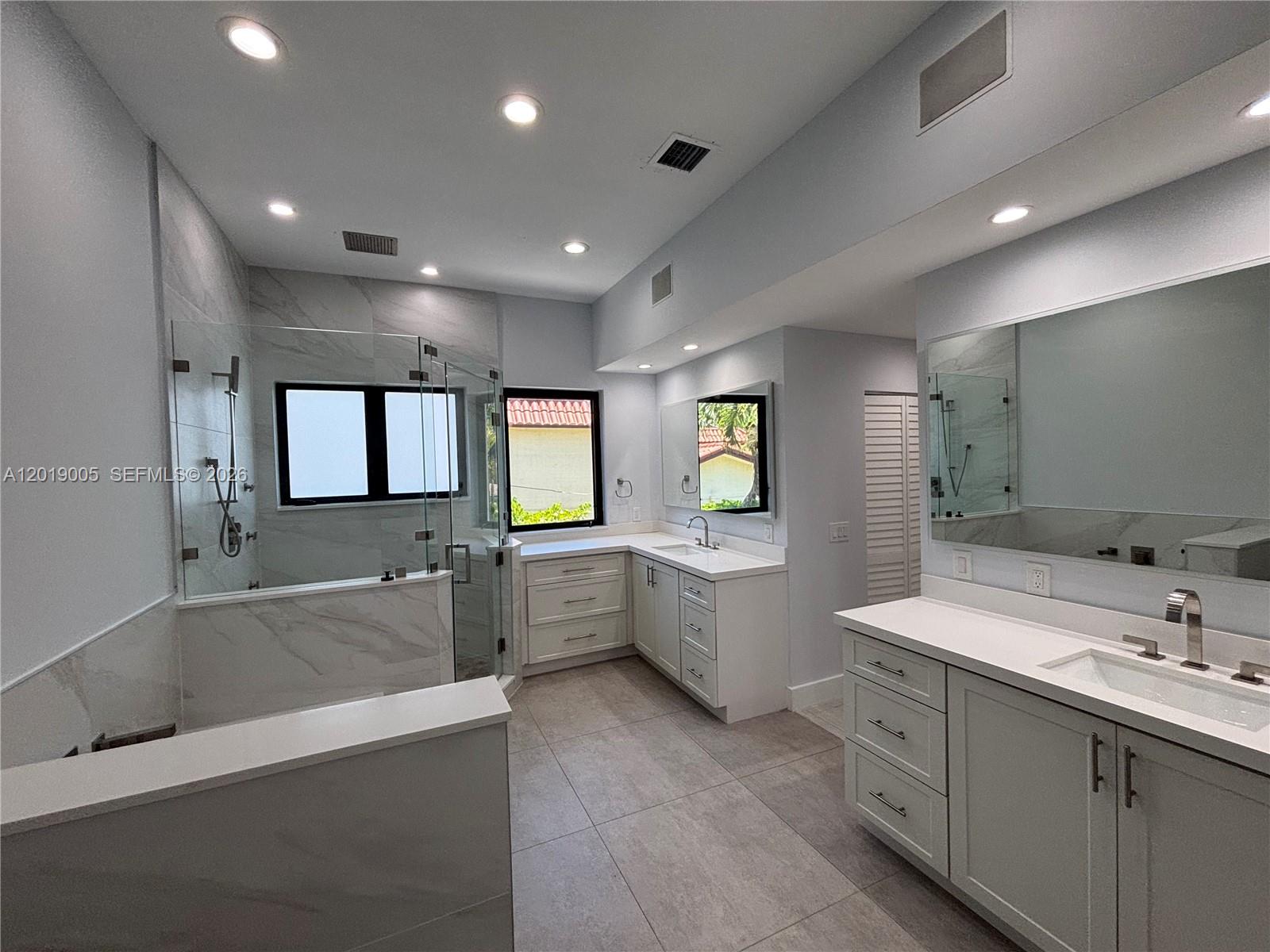6220 SW 144th St, Coral Gables FL 33158