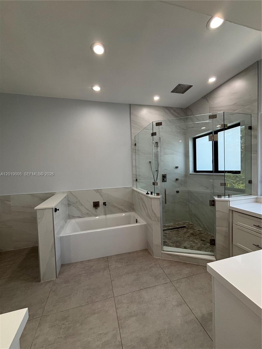 6220 SW 144th St, Coral Gables FL 33158