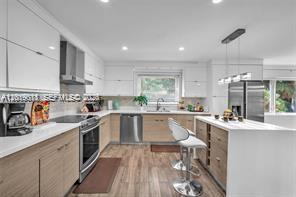 1543 Dorado Ave, Coral Gables FL 33146