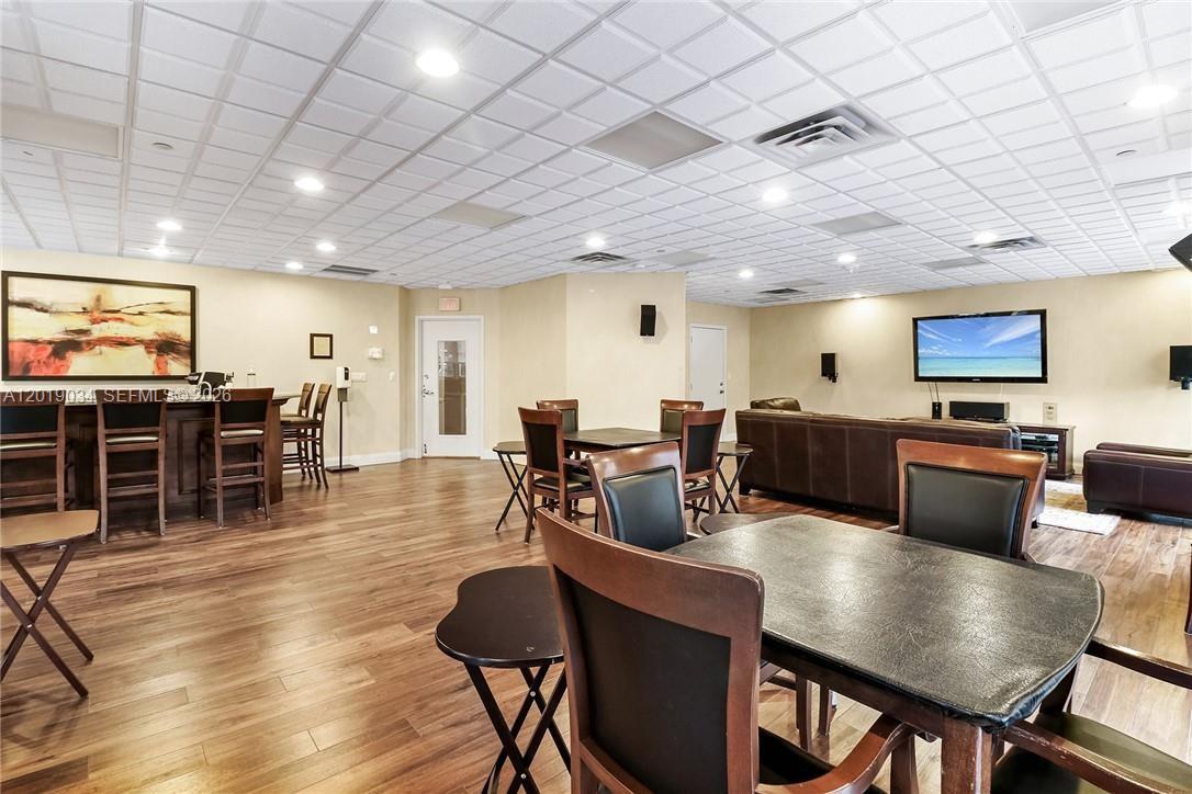 3530 Mystic Pointe Dr #1205, Aventura FL 33180