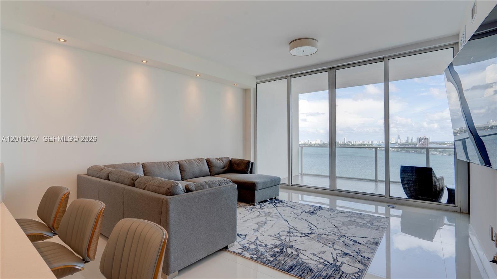 2020 N Bayshore Dr #1905, Miami FL 33137