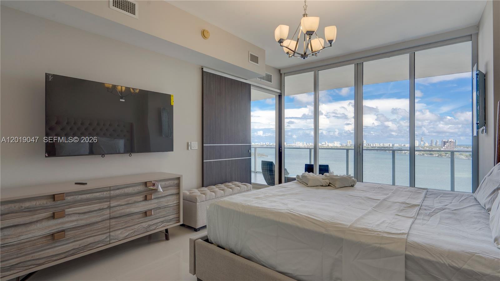 2020 N Bayshore Dr #1905, Miami FL 33137