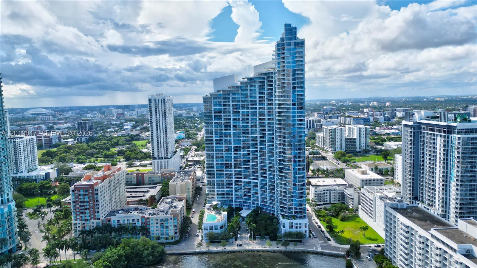 2020 N Bayshore Dr #1905, Miami FL 33137