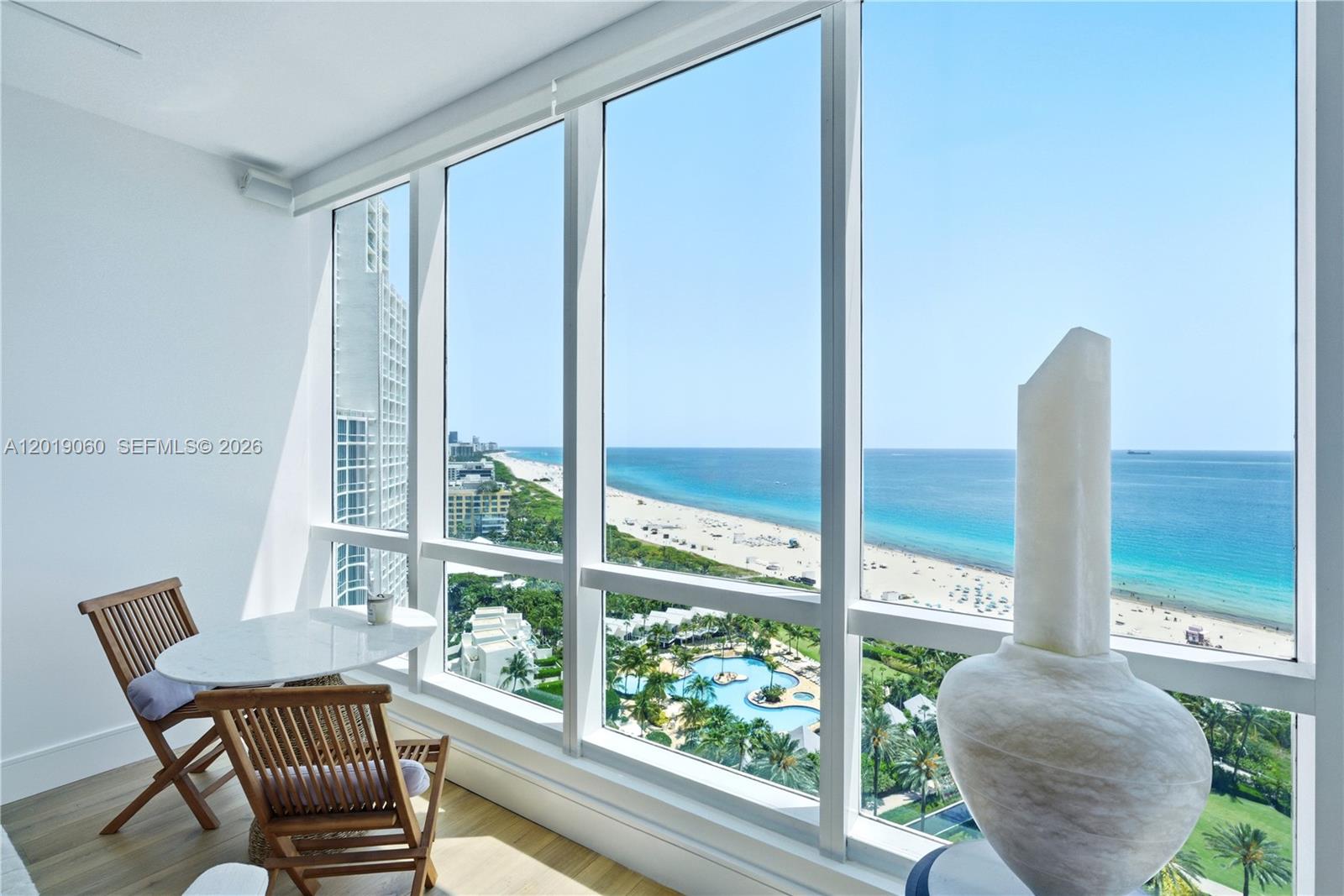 100 S Pointe Dr #1807, Miami Beach FL 33139