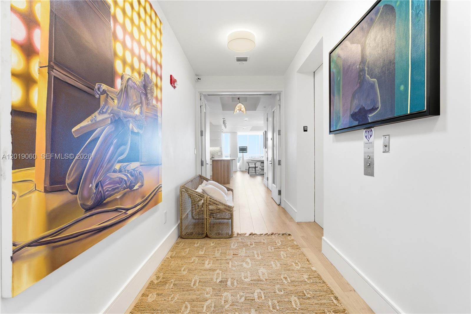 100 S Pointe Dr #1807, Miami Beach FL 33139