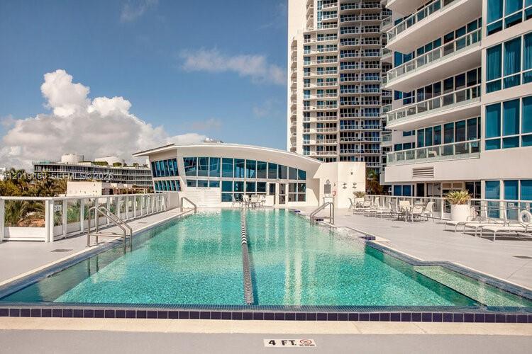 100 S Pointe Dr #1807, Miami Beach FL 33139