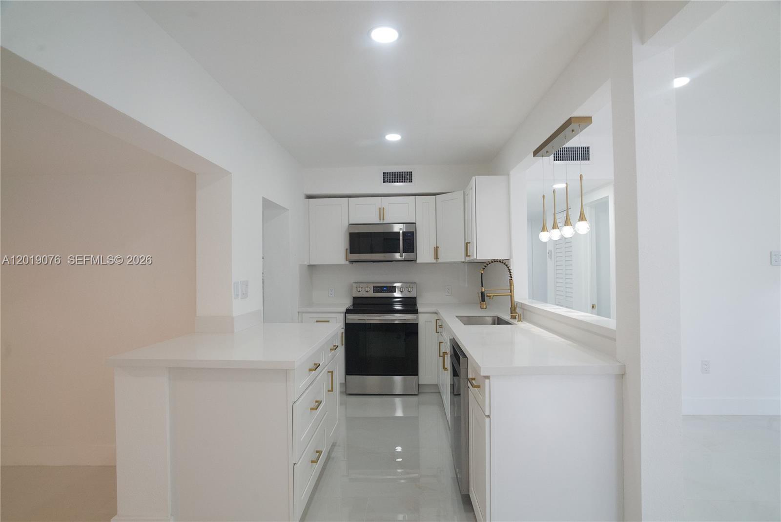 315 NW 127th St #0, North Miami FL 33168