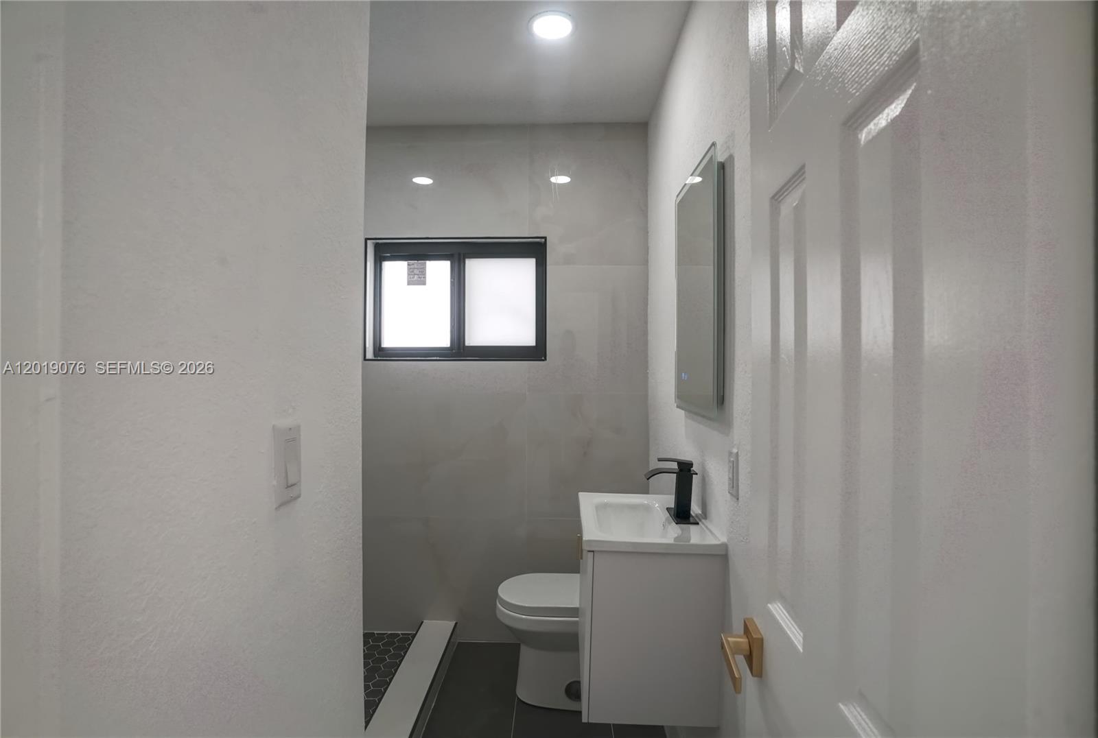 315 NW 127th St #0, North Miami FL 33168